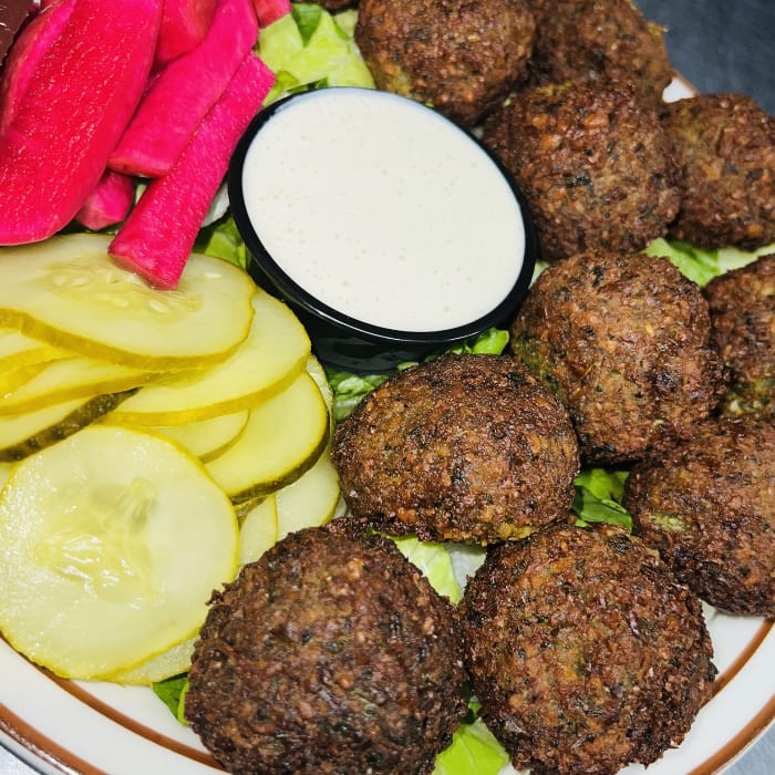 Falafel Plate (6) pc.